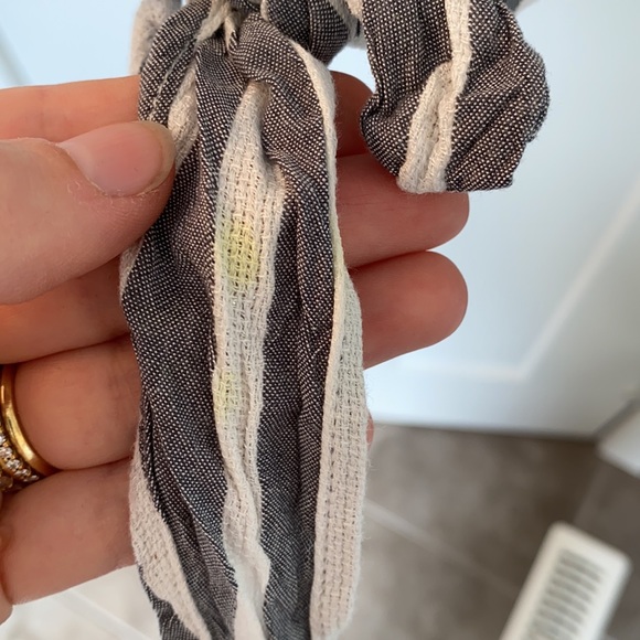 Ruffle sleeve button-up blouse - striped - Picture 5 of 5